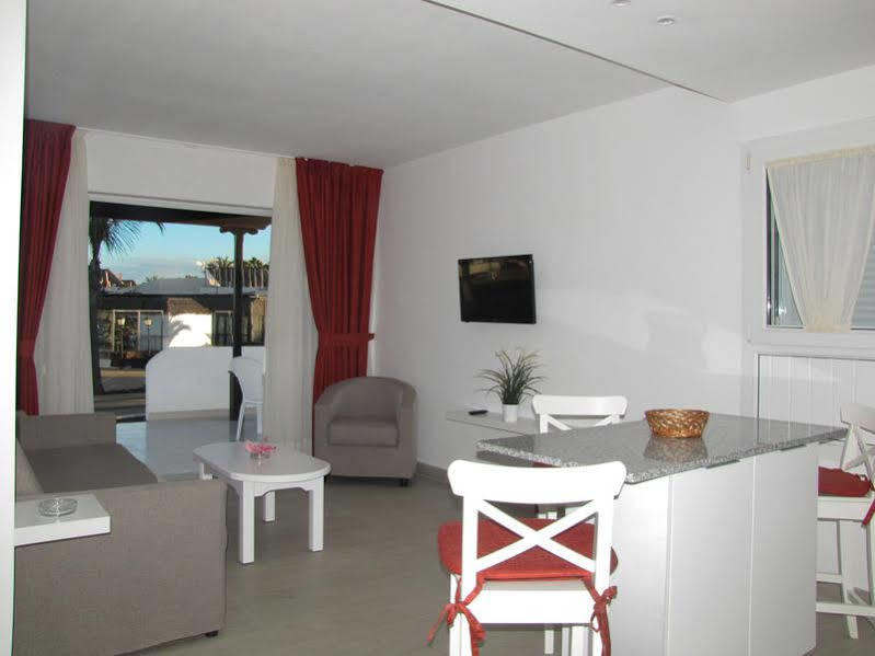 Playa Limones Bungalows Playa Blanca  Exteriör bild